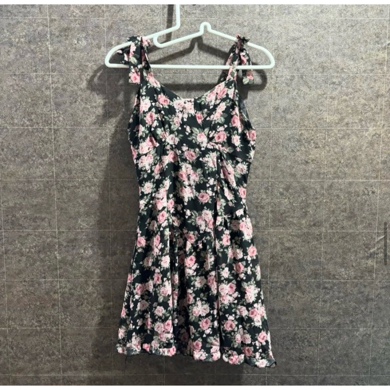 Vintage floral dress