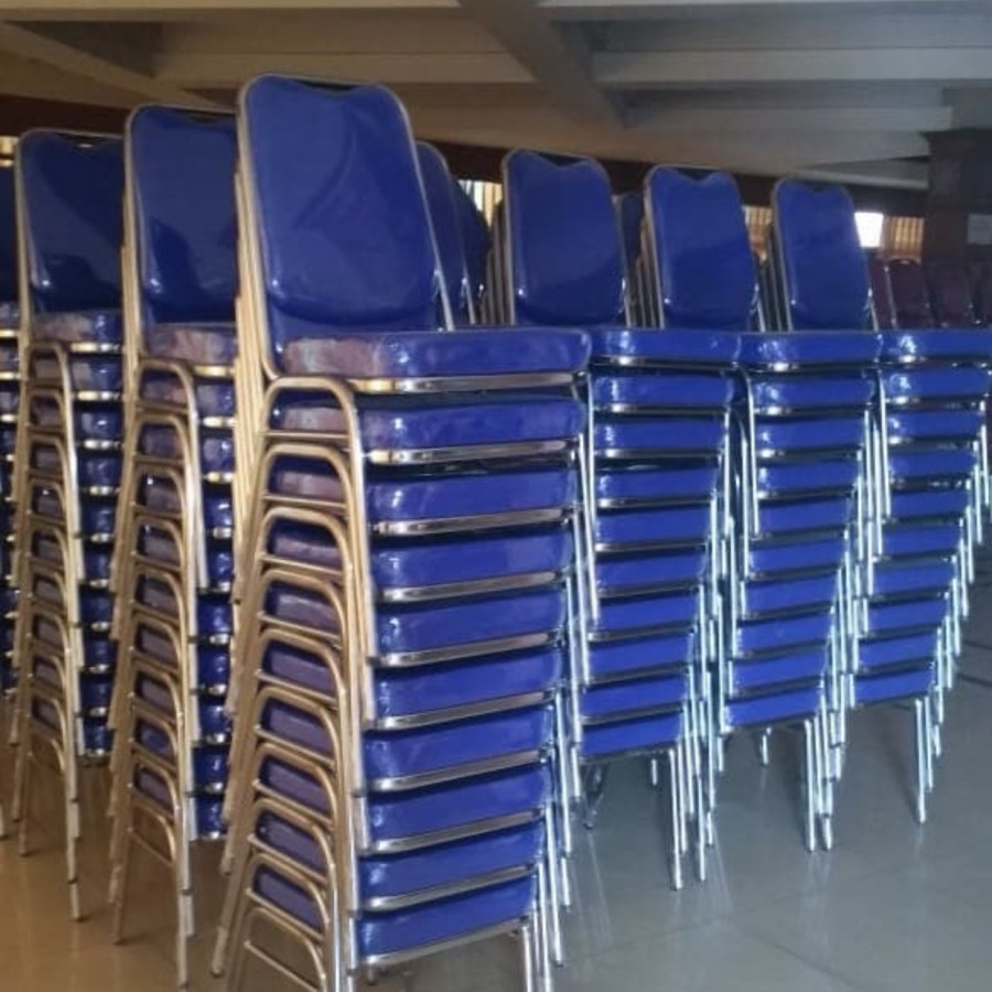 kursi susun / tumpuk / pesta / ibadah kuat dan kokoh