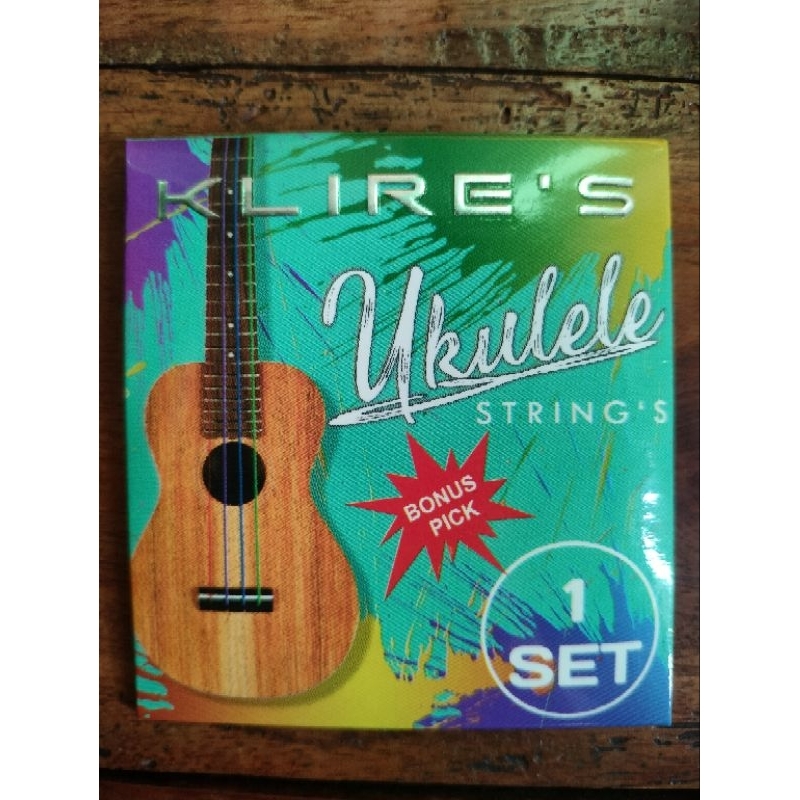 Senar Ukulele 1 set warna warni