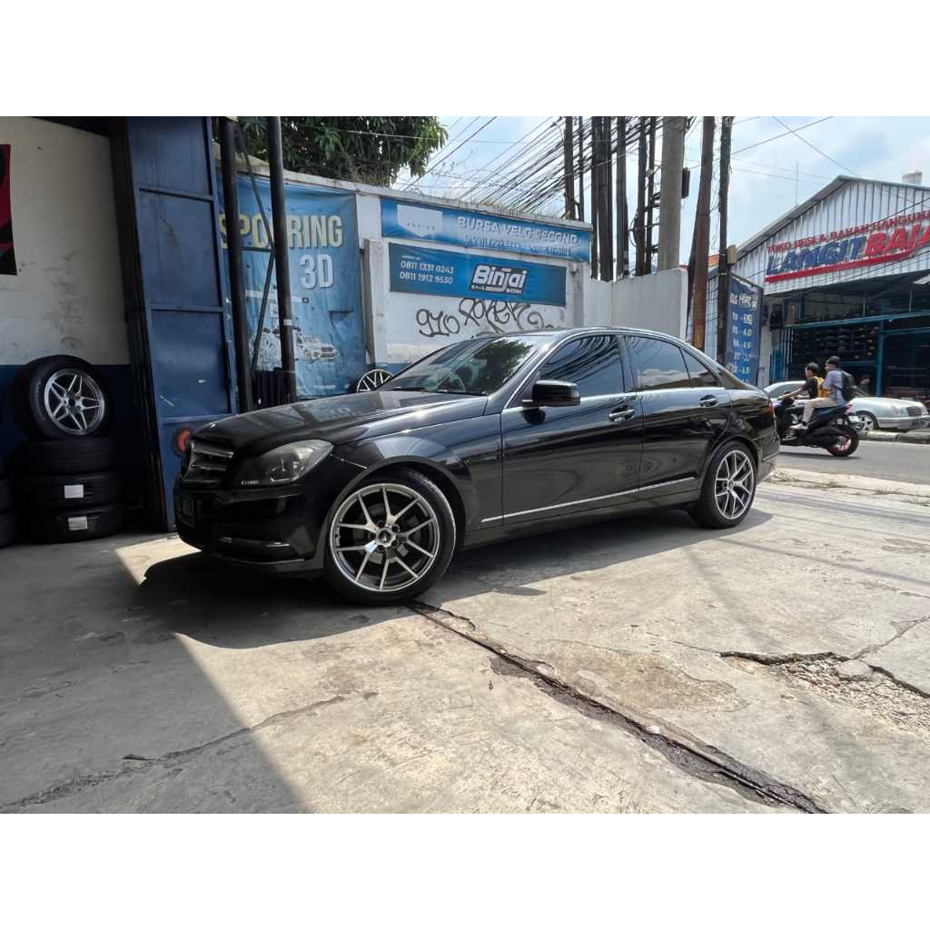 PAKET VELG PLUS BAN ACCELERA 245 45 R18 UNTUK MOBIL MERCY USE VELG HSR BIELEPELD RING 18