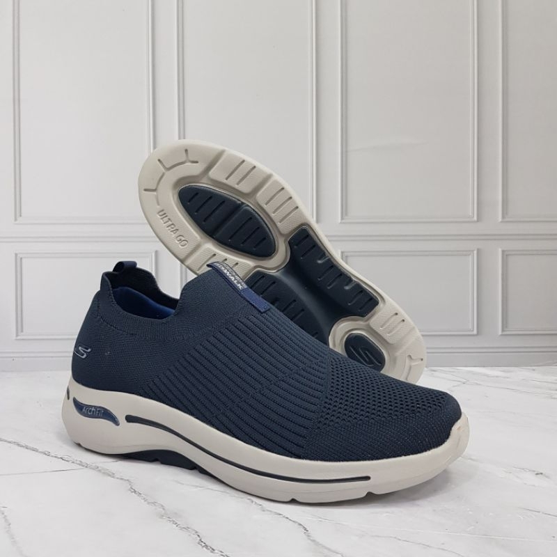 SKECHERS ARCH FIT ICONIC / SEPATU SKECHERS PRIA