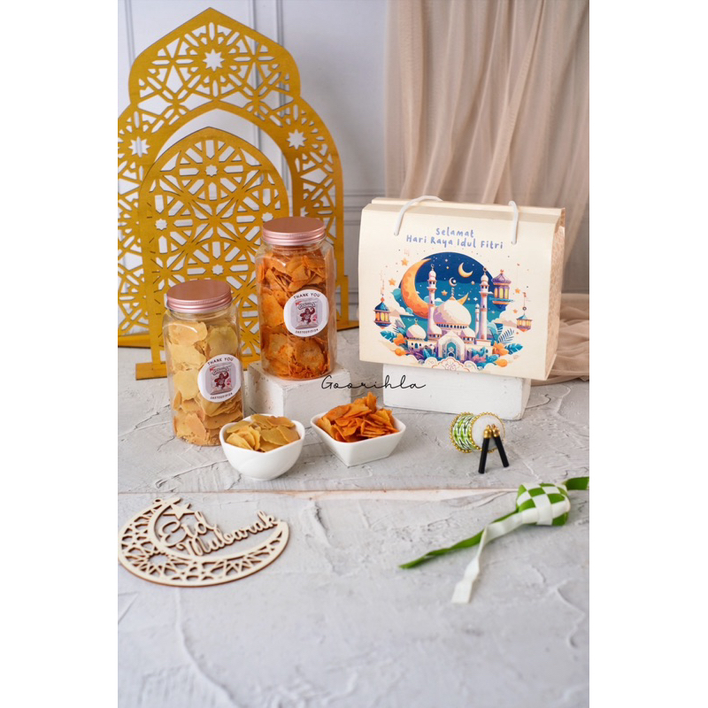 

HAMPERS LEBARAN KERIPIK GOORIHLA FREE HANGTAG