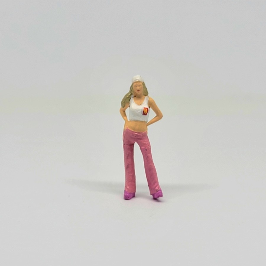 Figure Suki topi fast n furious fnf skala 1-64