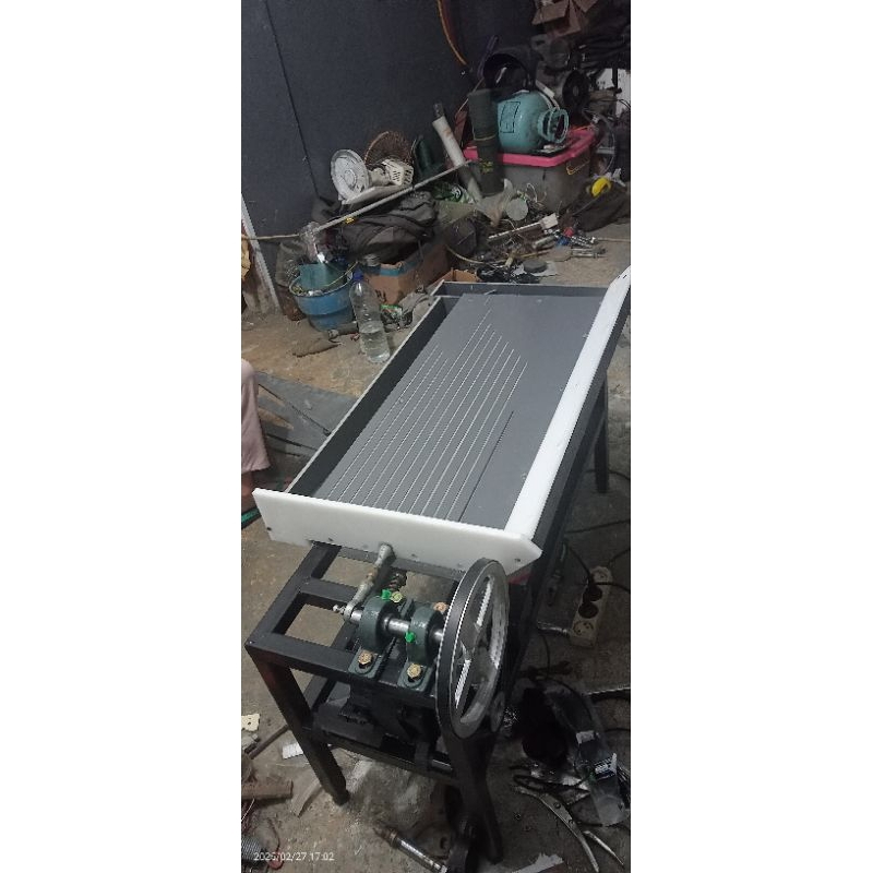 meja goyang meja getar shaking table shacking table