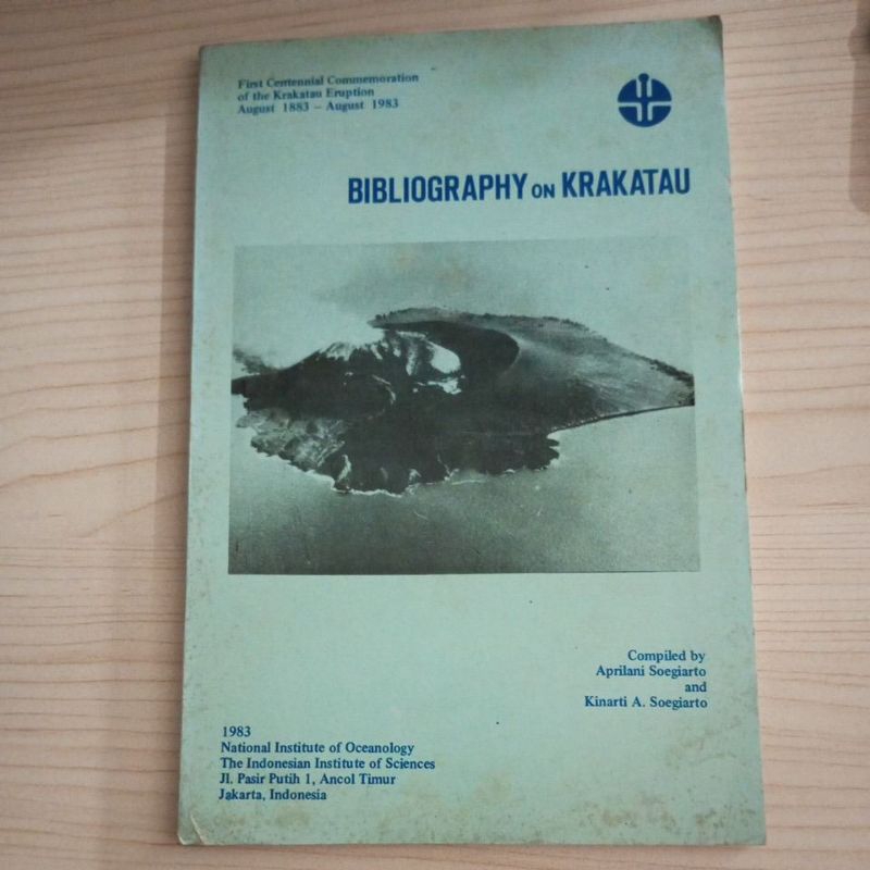 BUKU BIBLIOGRAPHY ON KRAKATAU JAKARTA 1983