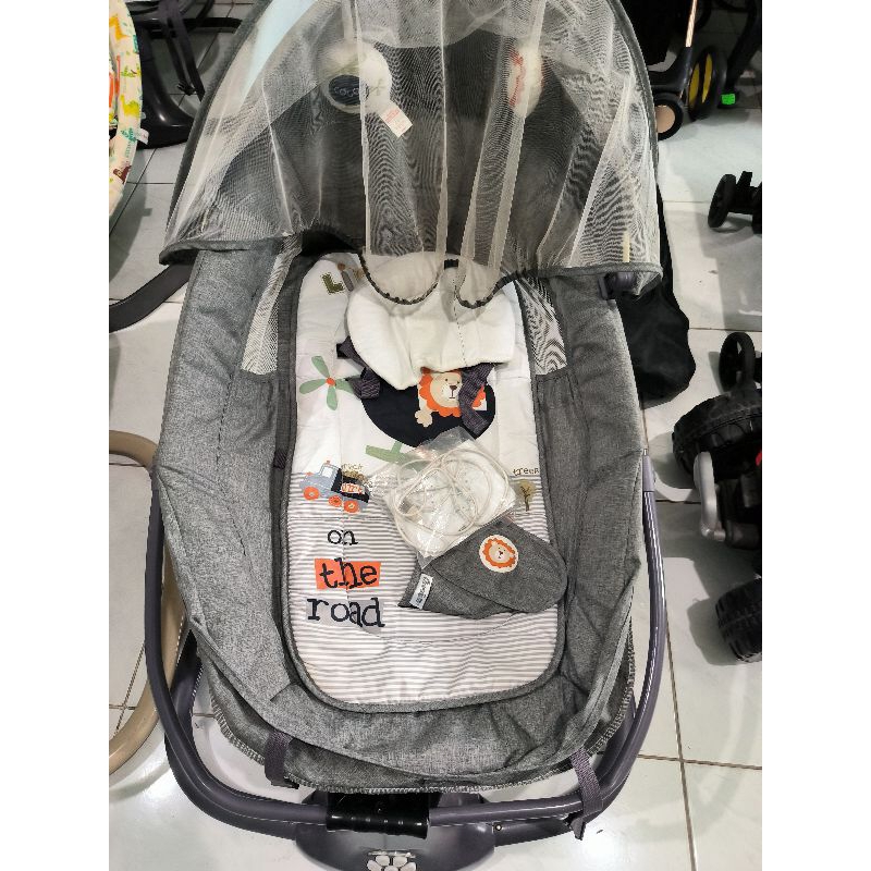 Preloved Bouncer Snuggli Cocollate