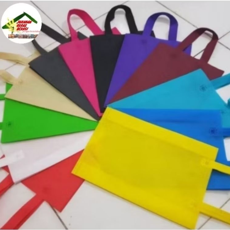 

TAS GOODIEBAG UKURAN 30X40 SANGAT KUAT