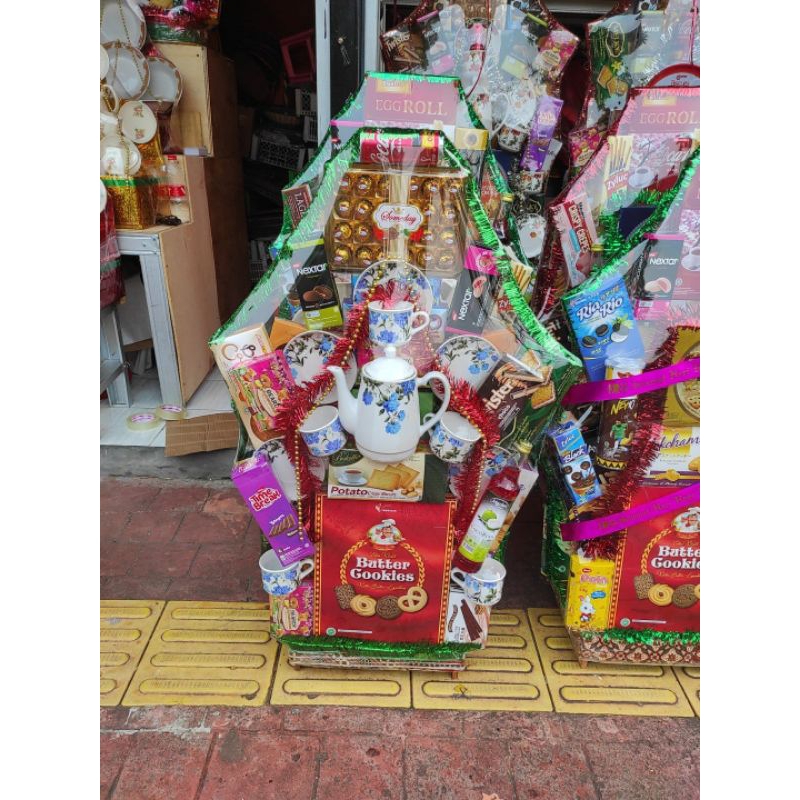

parcel makanan/hamper mix teaset pecah belah lebaran idul fitri/natal/imlek 2025