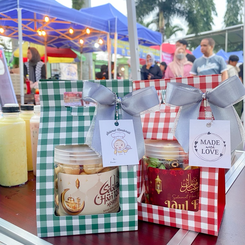 

HAMPERS SNACK JAR 600ML