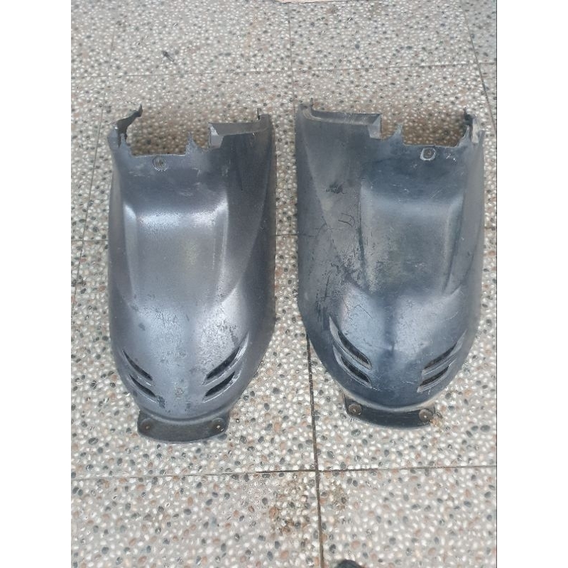 Cover mesin tengah original suzuki spin 125