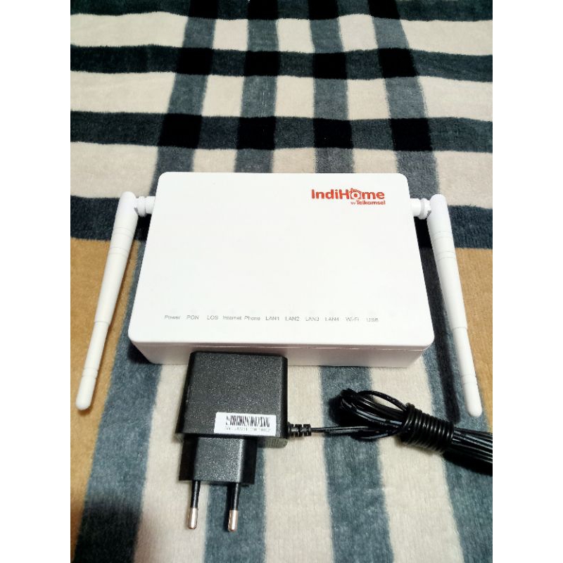 ZTE ZXHN F672Y port biru 5G