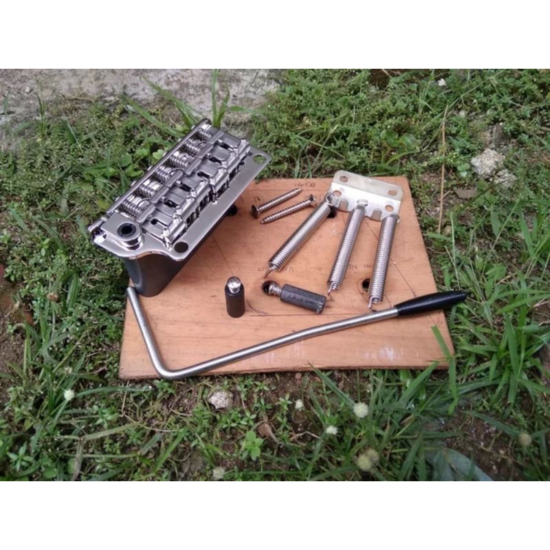 Bridge Tremolo Gitar PRS SE SILVER SKY 2 Pivot Big Block