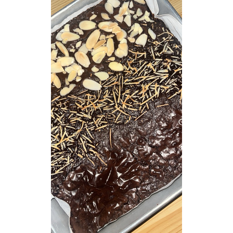 

20x10 fudgy brownies lebih puas lebih kenyaaang!