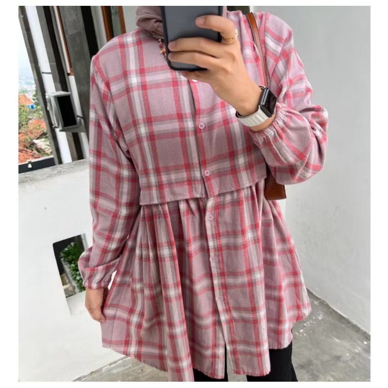 *preloved* Adyra flanel by OUTFIX / Tunik Flanel Wanita