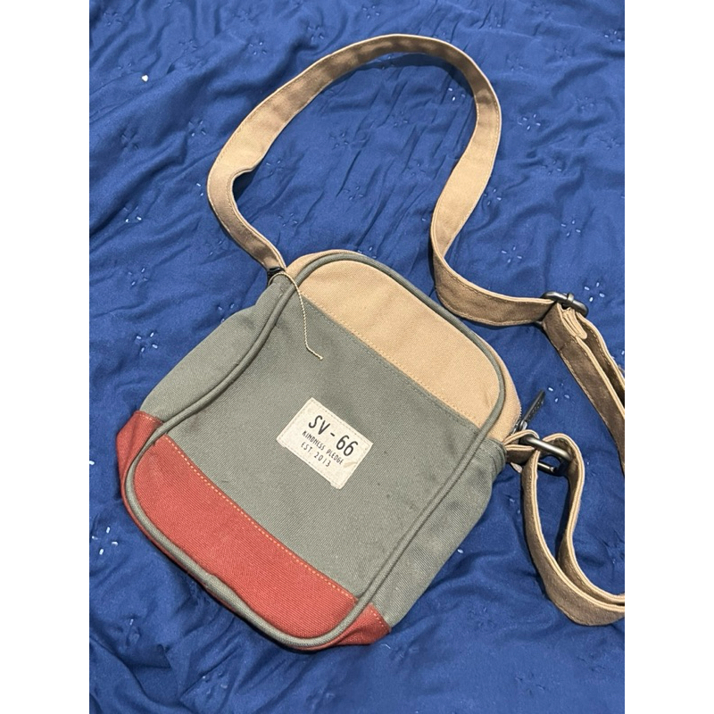 (PRELOVED) sling bag svggest