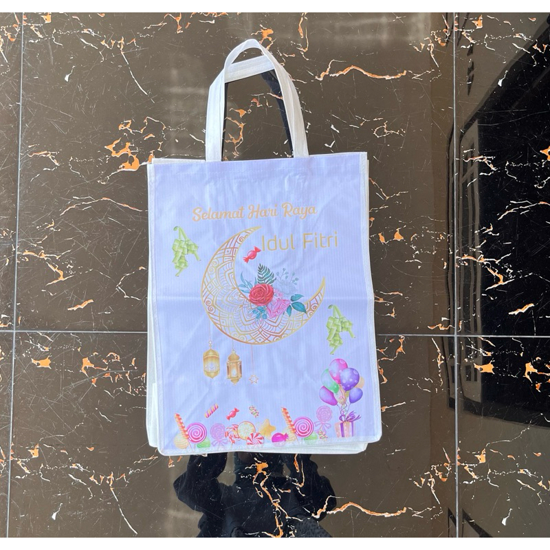 

Tas Hampes Idul Fitri Size 25x18x30cm Th 65