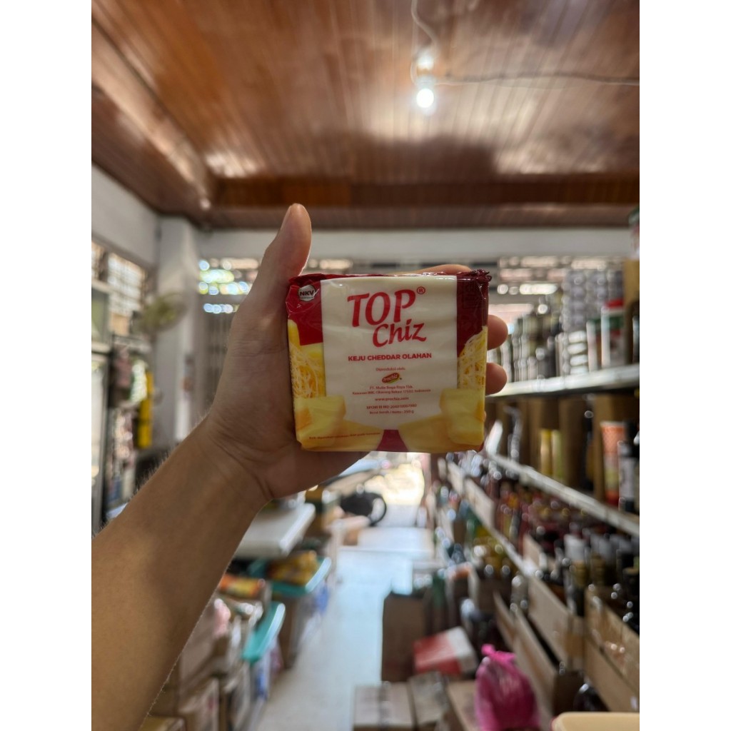 

Cheddar Cheese Topchiz / Keju Cheddar Topchiz / Keju Topchiz - 250 Gram