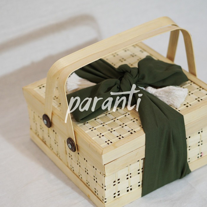 

Rantang kotak mata itik anyaman bambu box wadah hampers