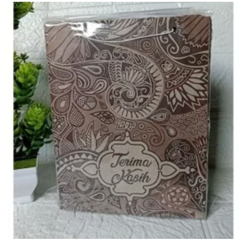 

paper bag ukuran SEDANG, tas souvenir hajatan