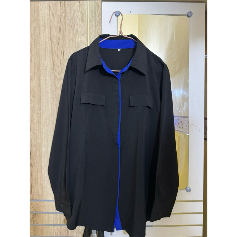 KEMEJA HITAM preloved