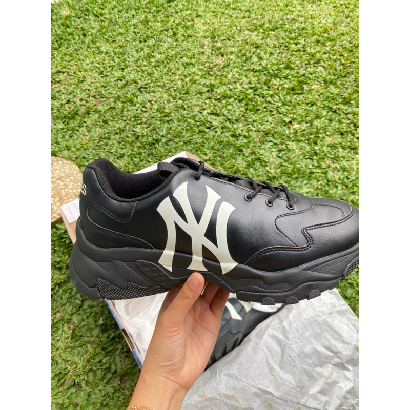 Sepatu NY MLB Yankees Black