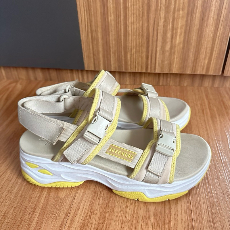 Preloved SKECHERS D'LITES 4.0 WOMEN'S SANDAL - NATURAL Size US 9 / EU 39 / 26cm