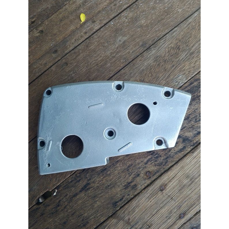 breket samping mesin ketam / sugu modern m1900 / m2900 ( bekas )