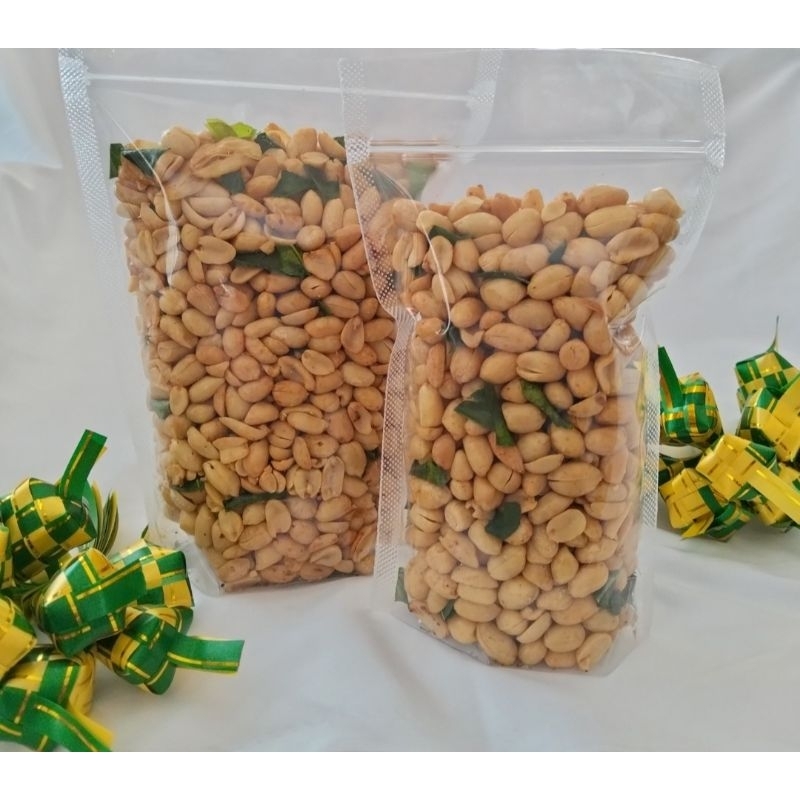 

Cemilan Lebaran Kacang Bawang Lebaran Cemilan Kacang Bawang 500Gram Kacang Bawang 250gram Kacang Bawang Cemilan Parcel Lebaran