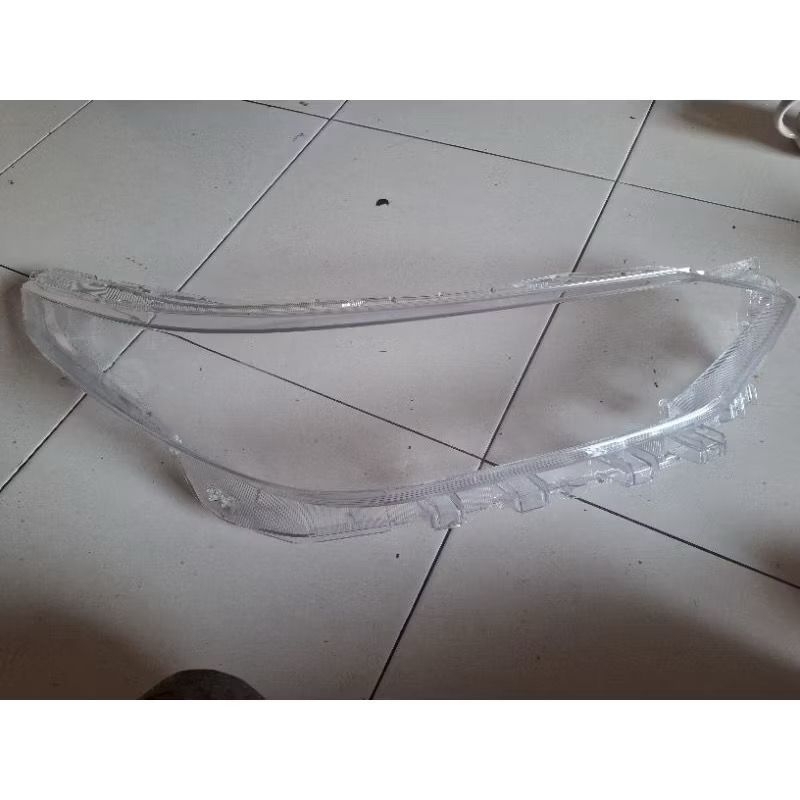￼Mika Headlamp Lampu Depan Yaris Original 2018 2019 2020 2021 Mika Lampu depan Toyota Yaris Original