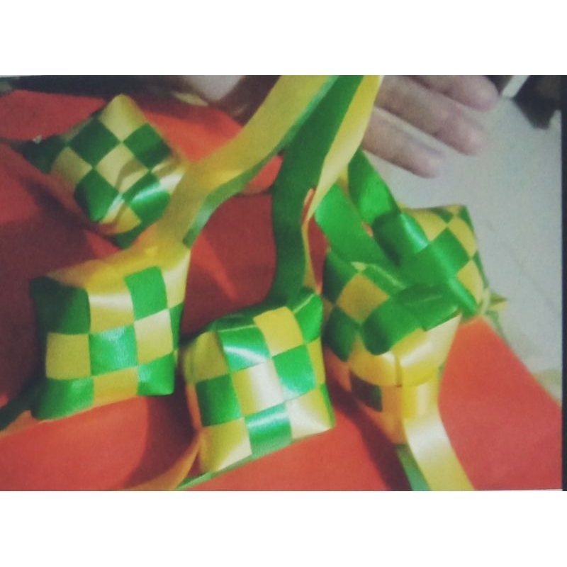 

Ketupat Pita Jepang