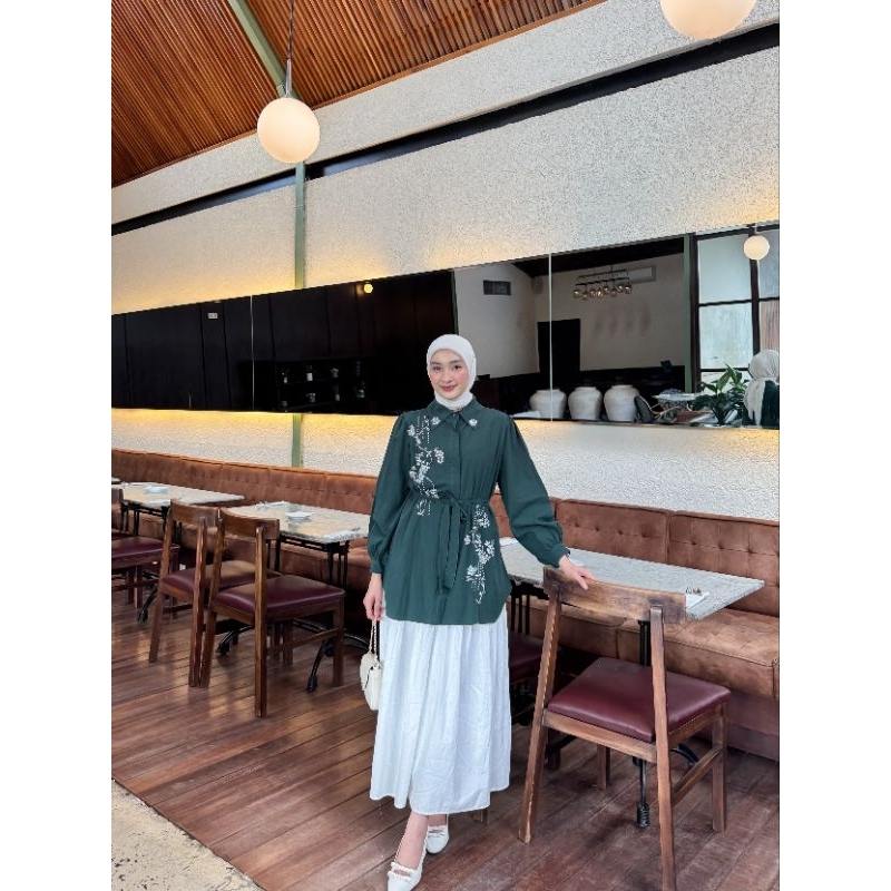 SISSY BELT KEMEJA WANITA PAYET