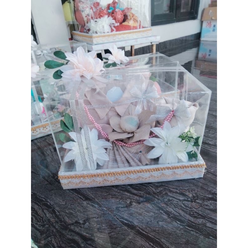 Box Hantaran / Box Lamaran / Parcel Seserahan / Parcel pernikahan