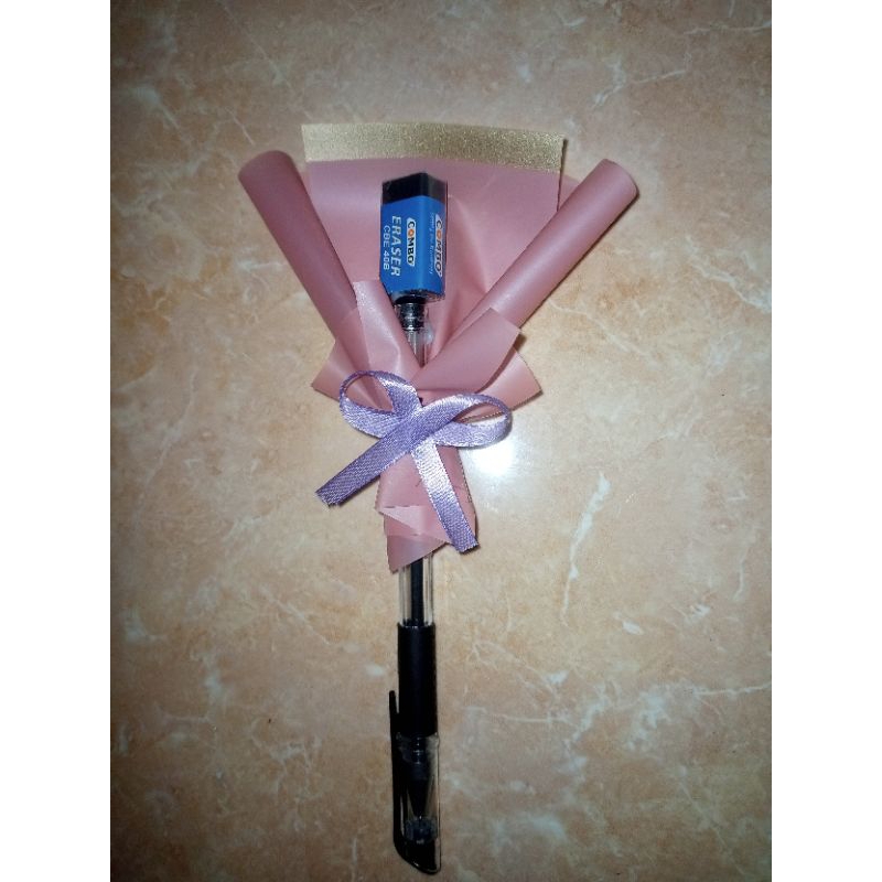 

buket pulpen dan pengahpus