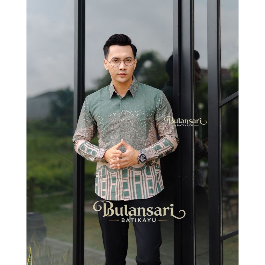 Bulansari Batik Ayu  Batik ADINATA SAGE premium kemeja batik pria slimfit lapis furing