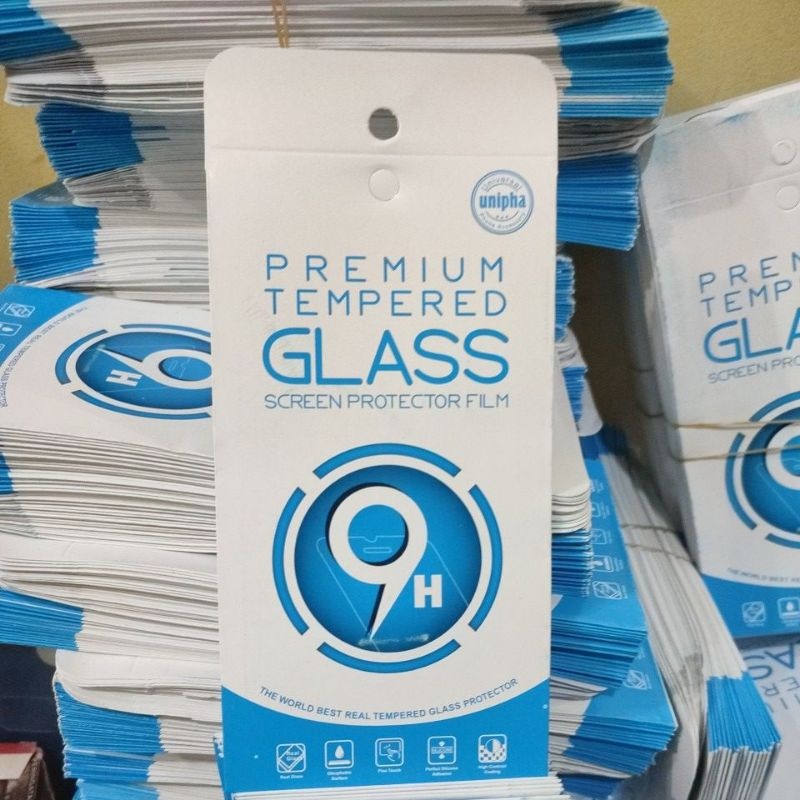 

PACKINGAN Tempered Glass premium Screen Protektor (1 pcs) WARNA ATAU BENTUK PACKINGAN RENDOM