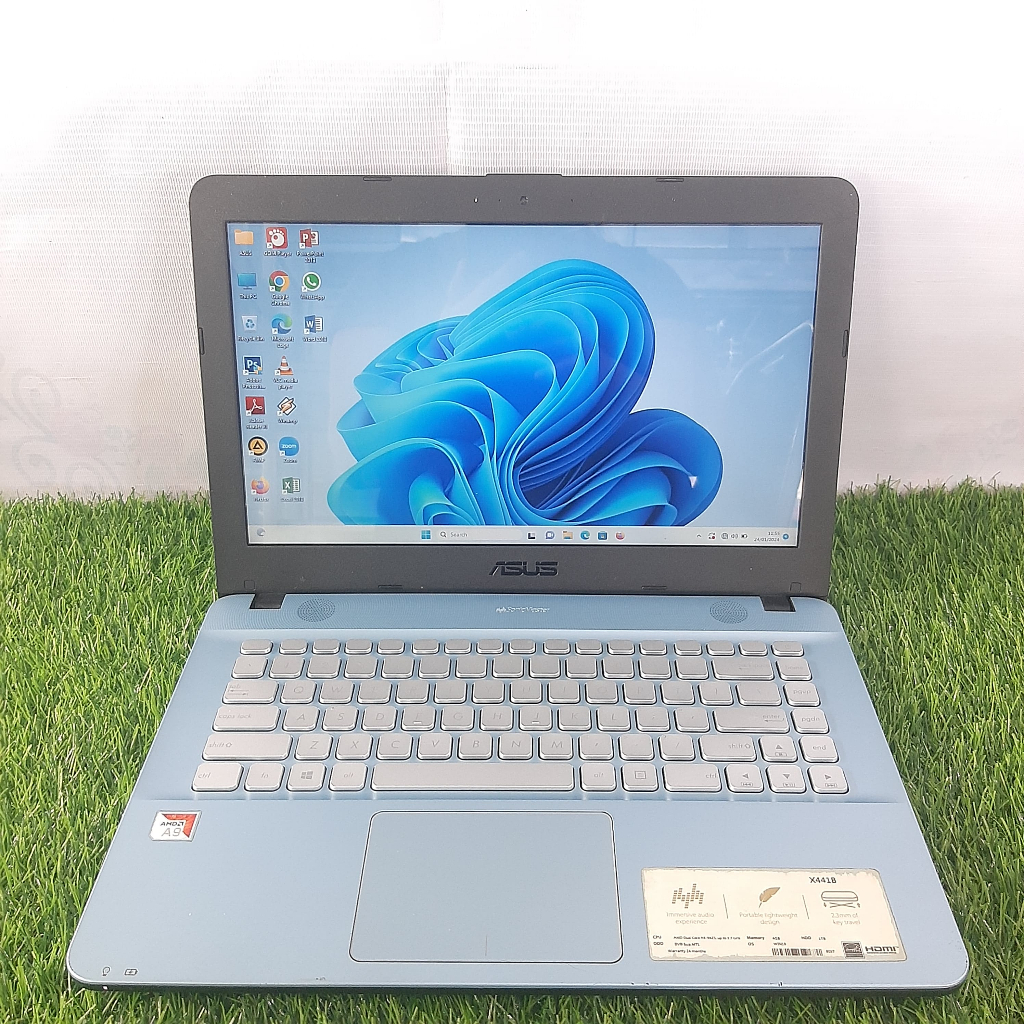ASUS X441B AMD A9-9425 RAM 4GB SSD 256GB