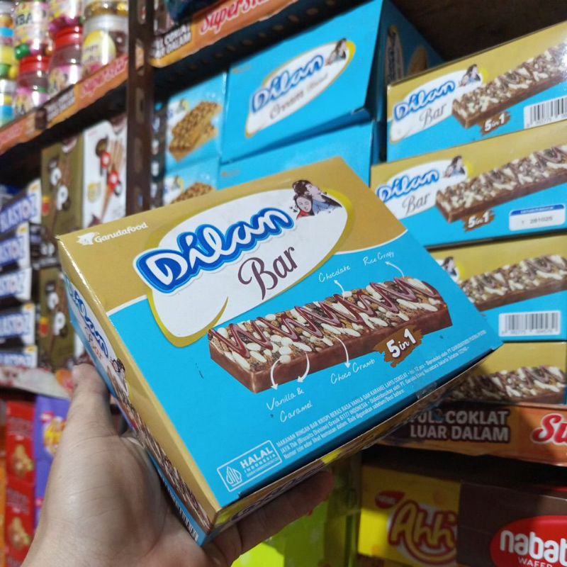 

DILAN BAR MAKANAN RINGAN KRISPI RASA VANILA DAN KARAMEL LAPIS COKLAT