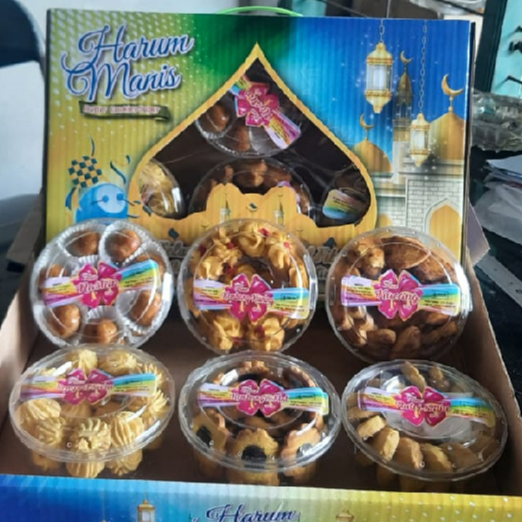 

Promo Paket Kue Kering Hampers Lebaran Idul Fitri Harum Manis Bulat Isi 6
