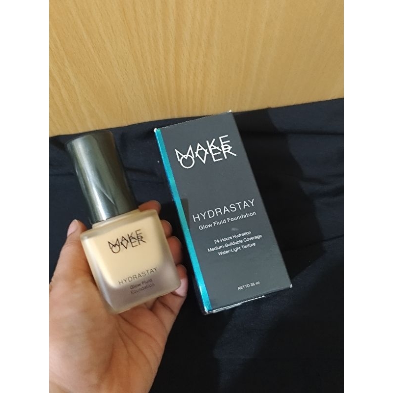 *preloved-MAKEOVER hydrastay foundation W22 warm ivory