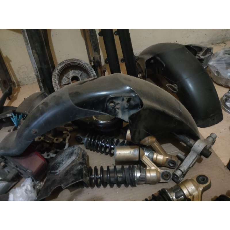 slebor depan bajaj pulsar