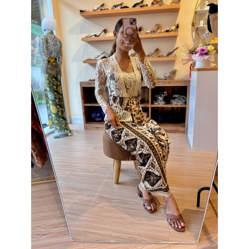 sutra paris motif rembang