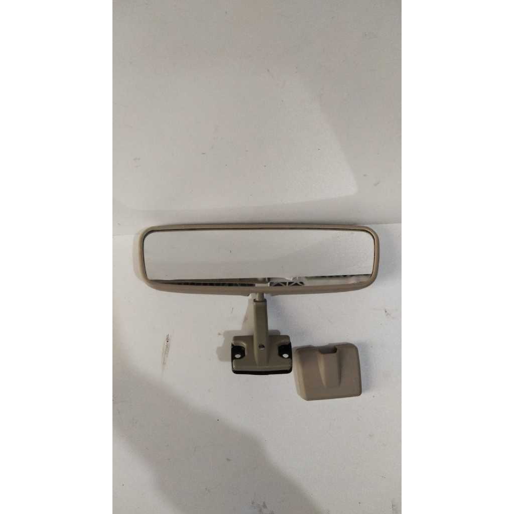 Spion dalam mobil APV ERTIGA Universal.