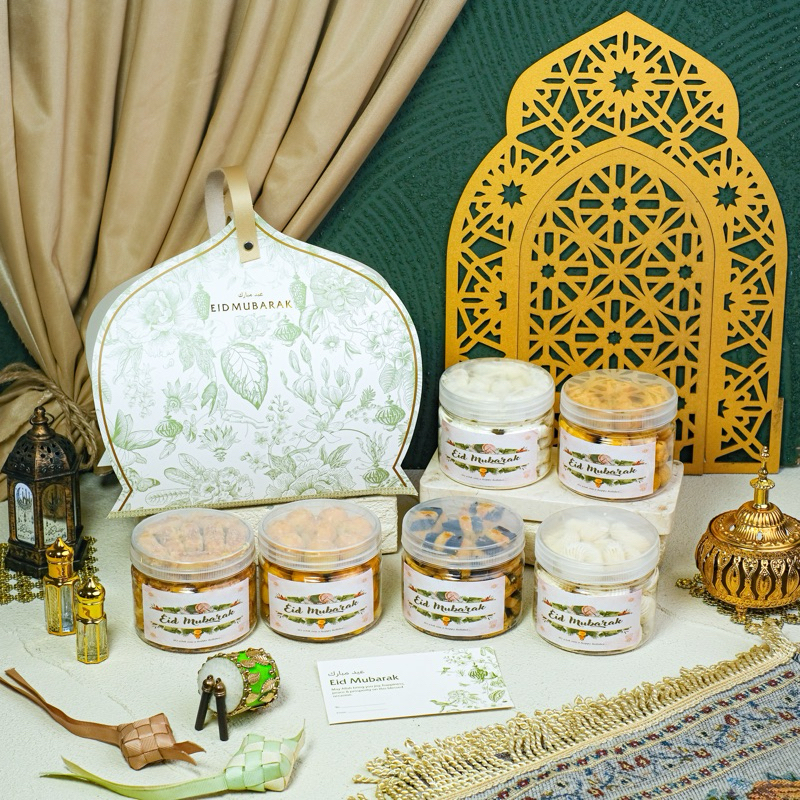 

HAMPERS LEBARAN IDUL FITRI 2025 / RAMADHAN / EID MUBARAK SET -ORCHID- (ISI 2 TOPLES TABUNG) (NASTAR / KASTENGEL / PUTRI SALJU / SAGU KEJU)