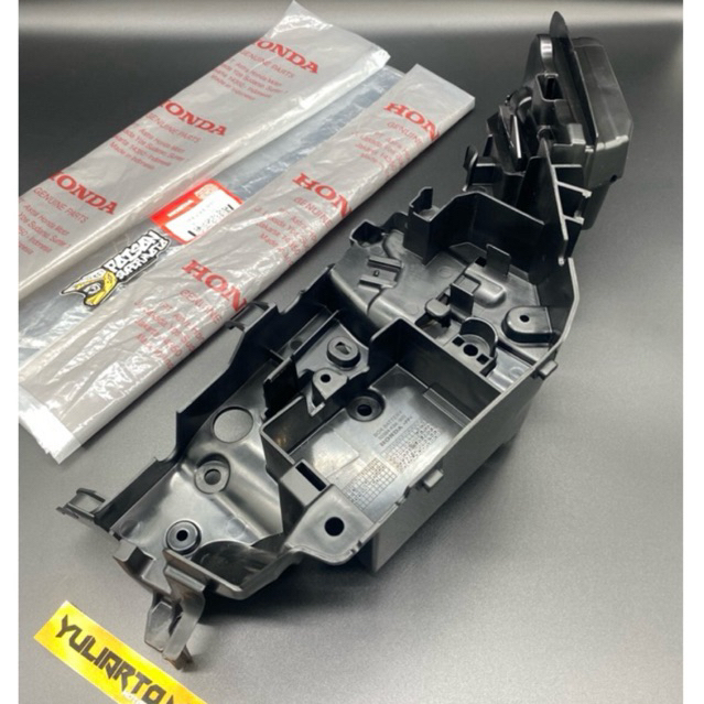 tempat dudukan aki crf 150L ori, tempat aki crf 150L ori , dudukan aki crf 150L original