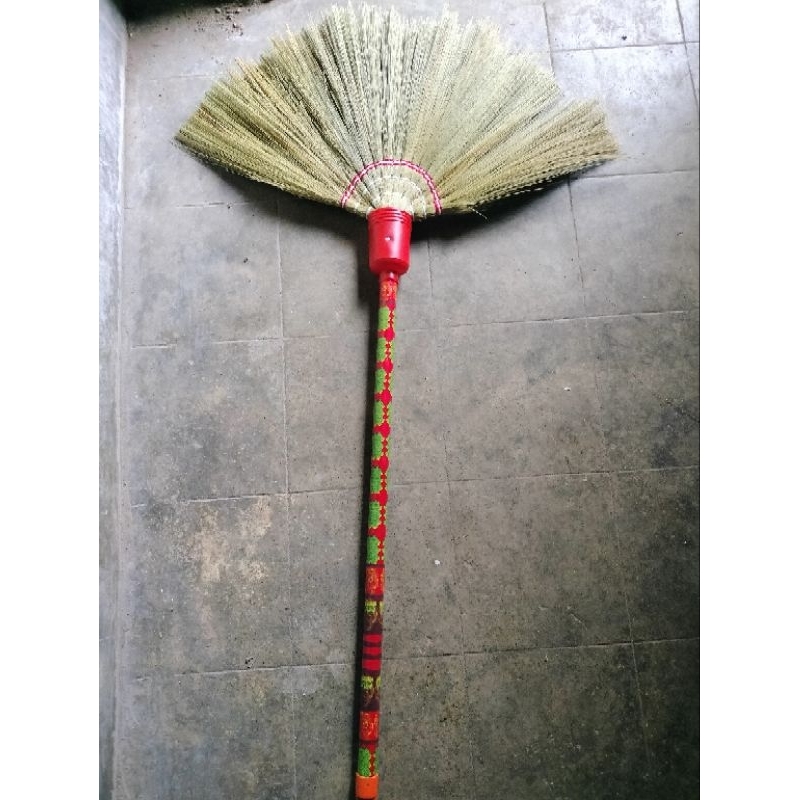 Sapu lantai ijuk rayung