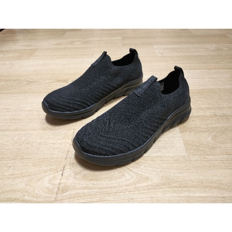 Sepatu Casual Pria Bata Power Original Terbaru Bahan Rajut Sneaker Tanpa Tali Warna Abu dan Hitam