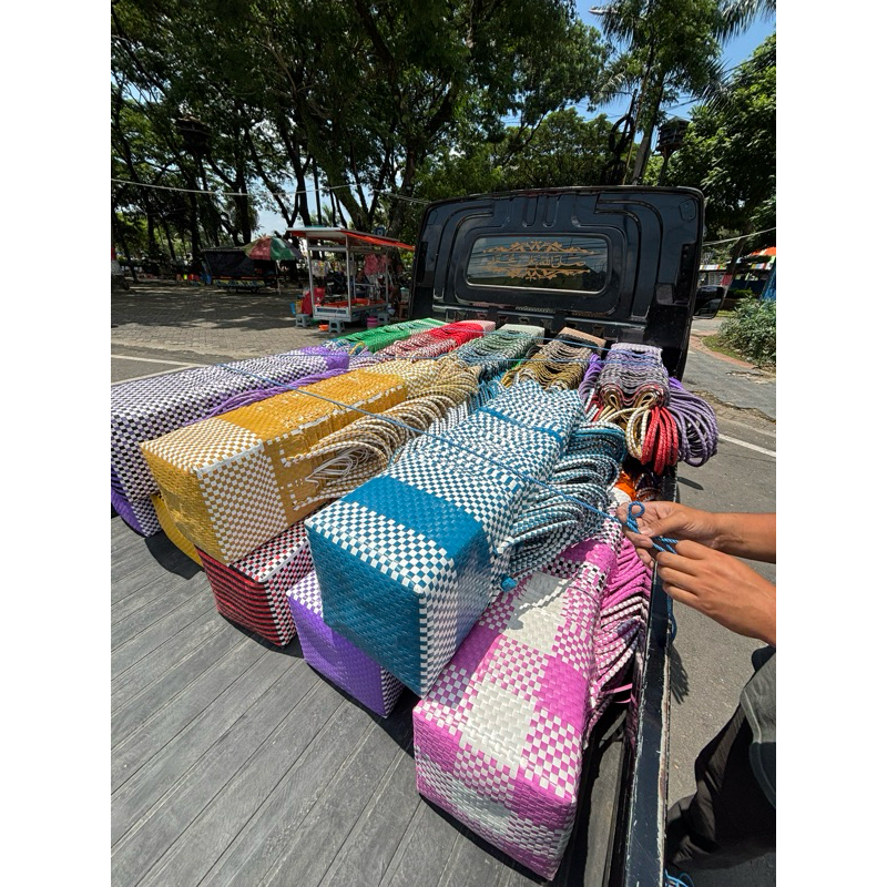 

paket Hemat Tas kotak kaca tali panjang 22x22 cm