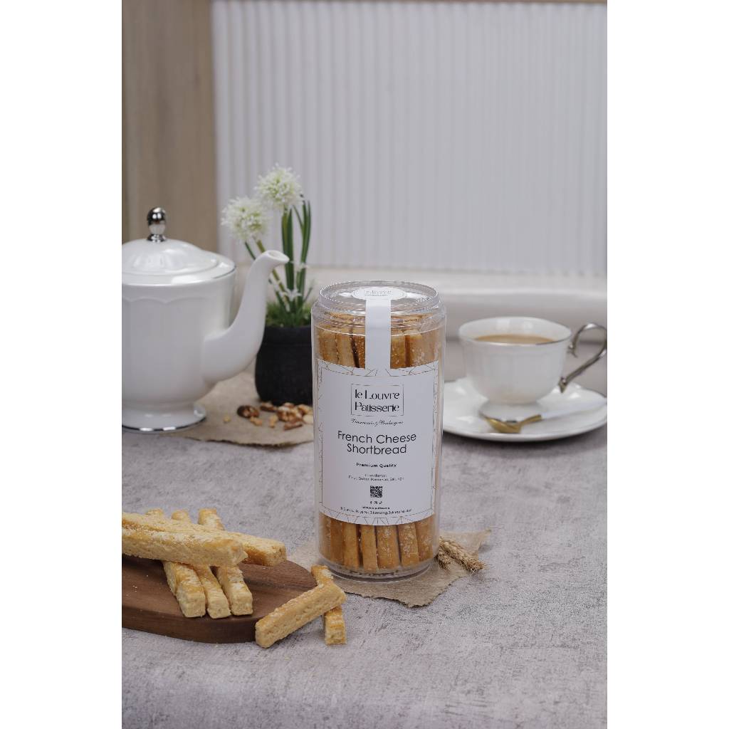 

Le Louvre Cookies - French Cheese Shortbread 612