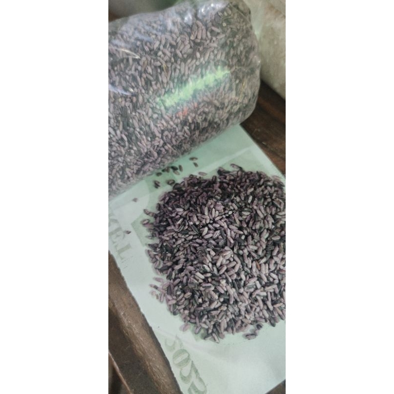 

Ketan Hitam Sosoh 1Kg