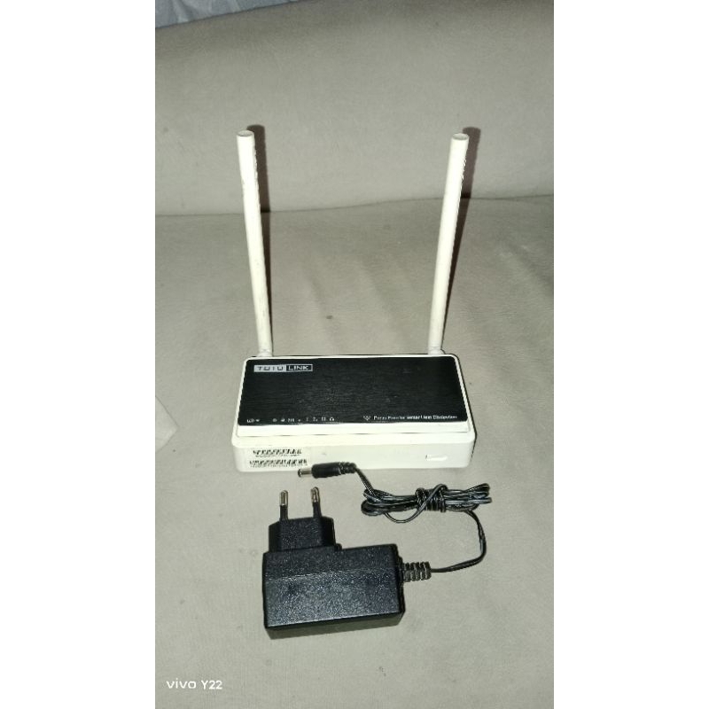 TOTOLINKn300 rt modem ruter /wifi